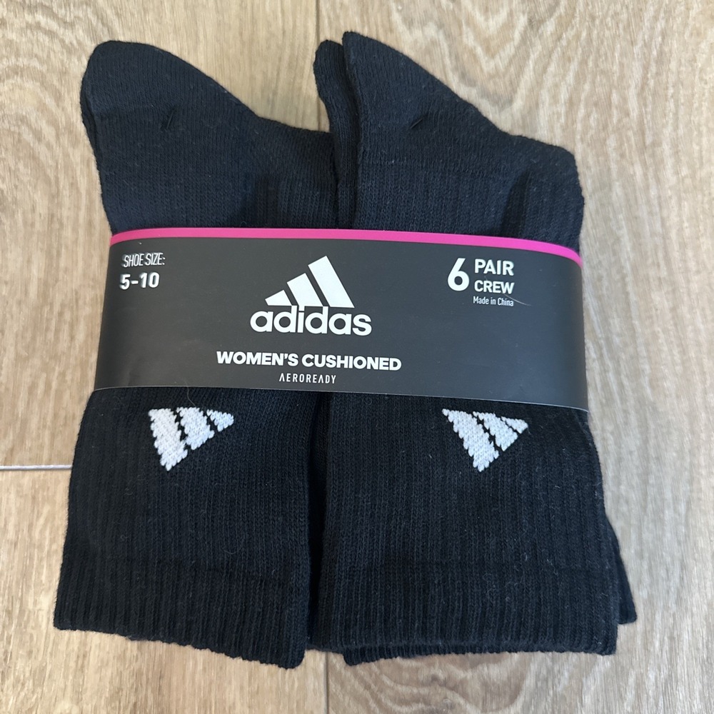 ADIDAS Women's Crew Socks 6-Pack | Cushioned AEROREADY Everyday | Shoe Size 5-10